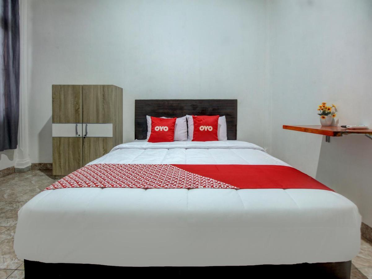 Super Oyo 90224 Palembang Residence Exterior foto